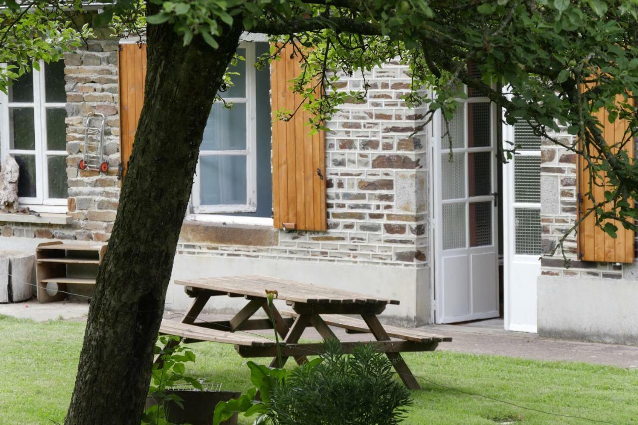 La Petite Maison O Bord De L'Eau Bernieres-le-Patry Exteriör bild